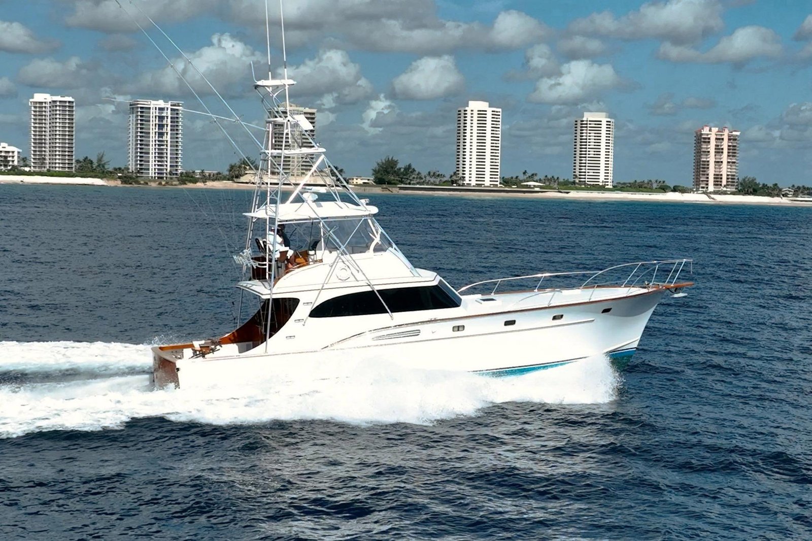 Rybovich 55 Convertible 1983 "LUCKY" - Image 2