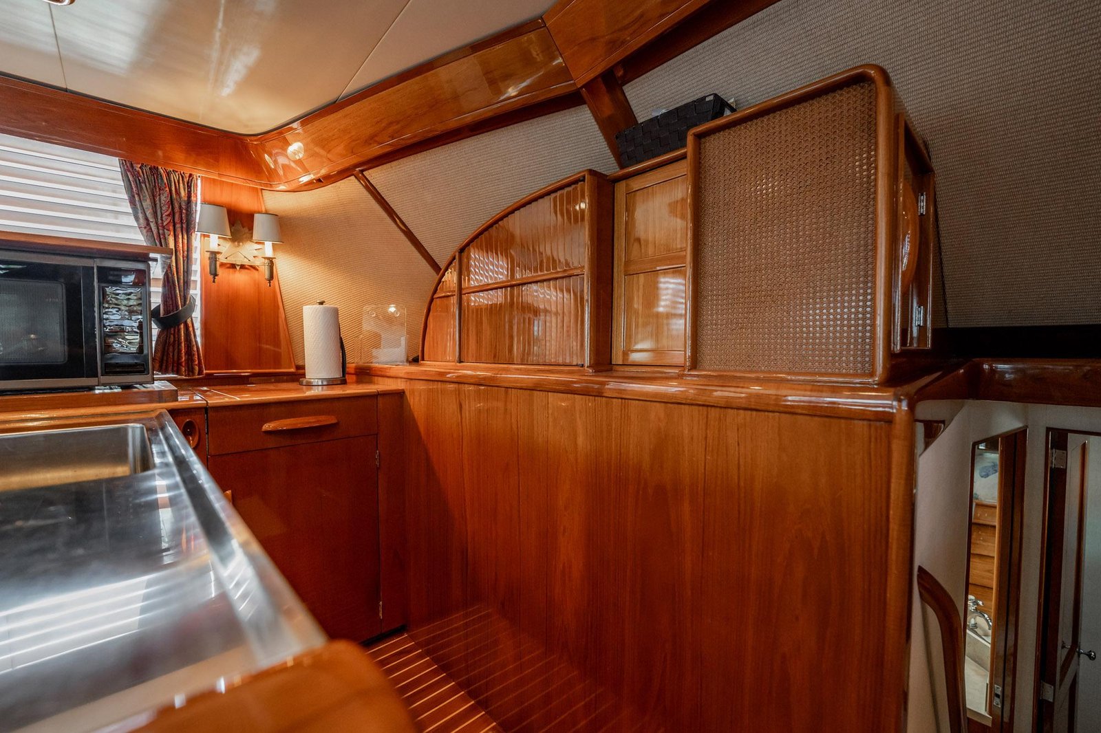 Rybovich 55 Convertible 1983 "LUCKY" - Image 30