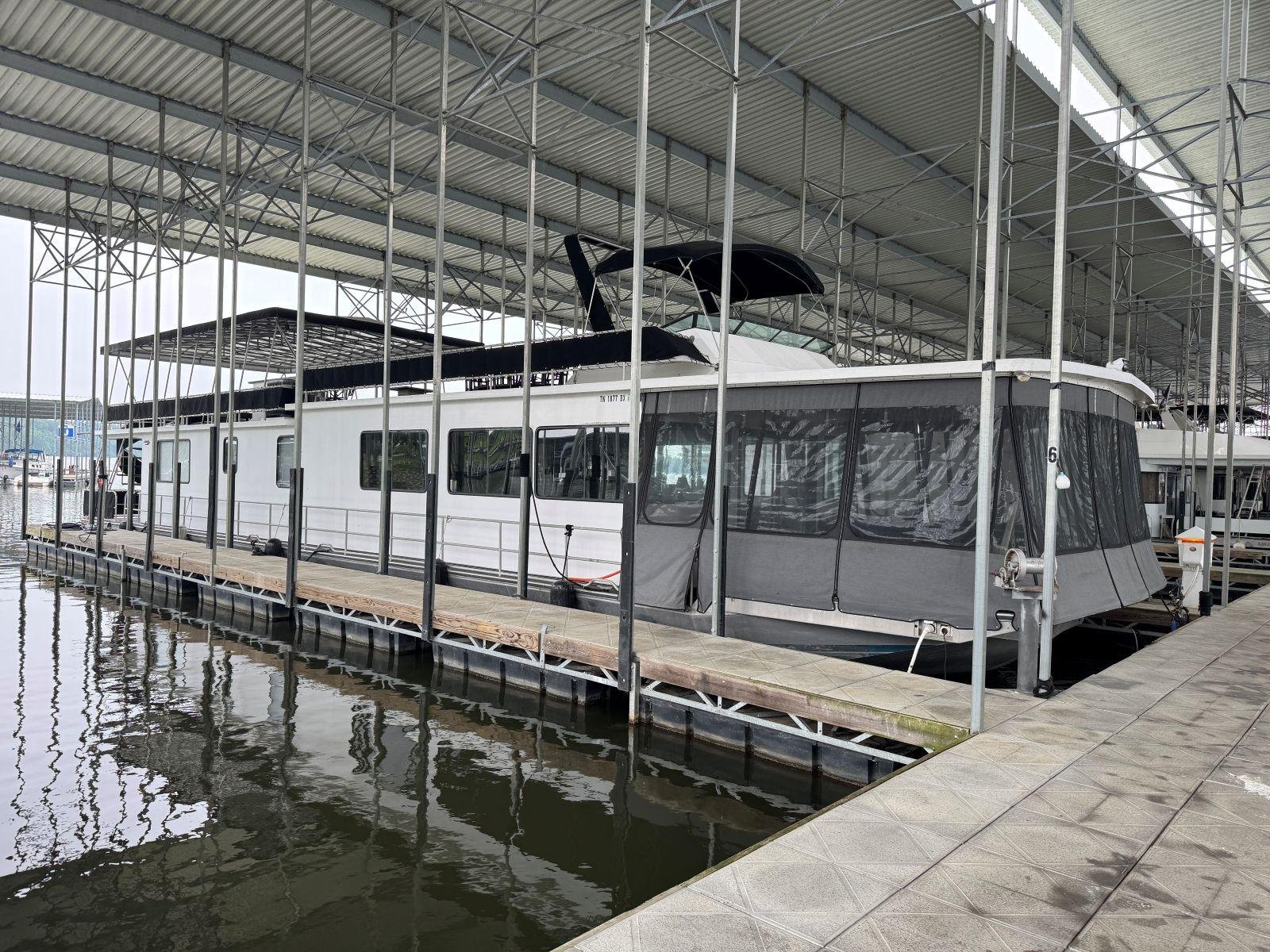 Stardust Cruisers 18 X 80 Houseboat 1986 - Image 3