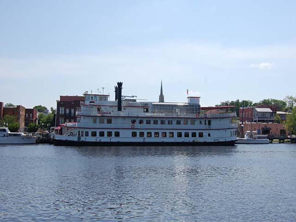 Custom Serodino Dinner Boat 1985 “Capt. JP III”