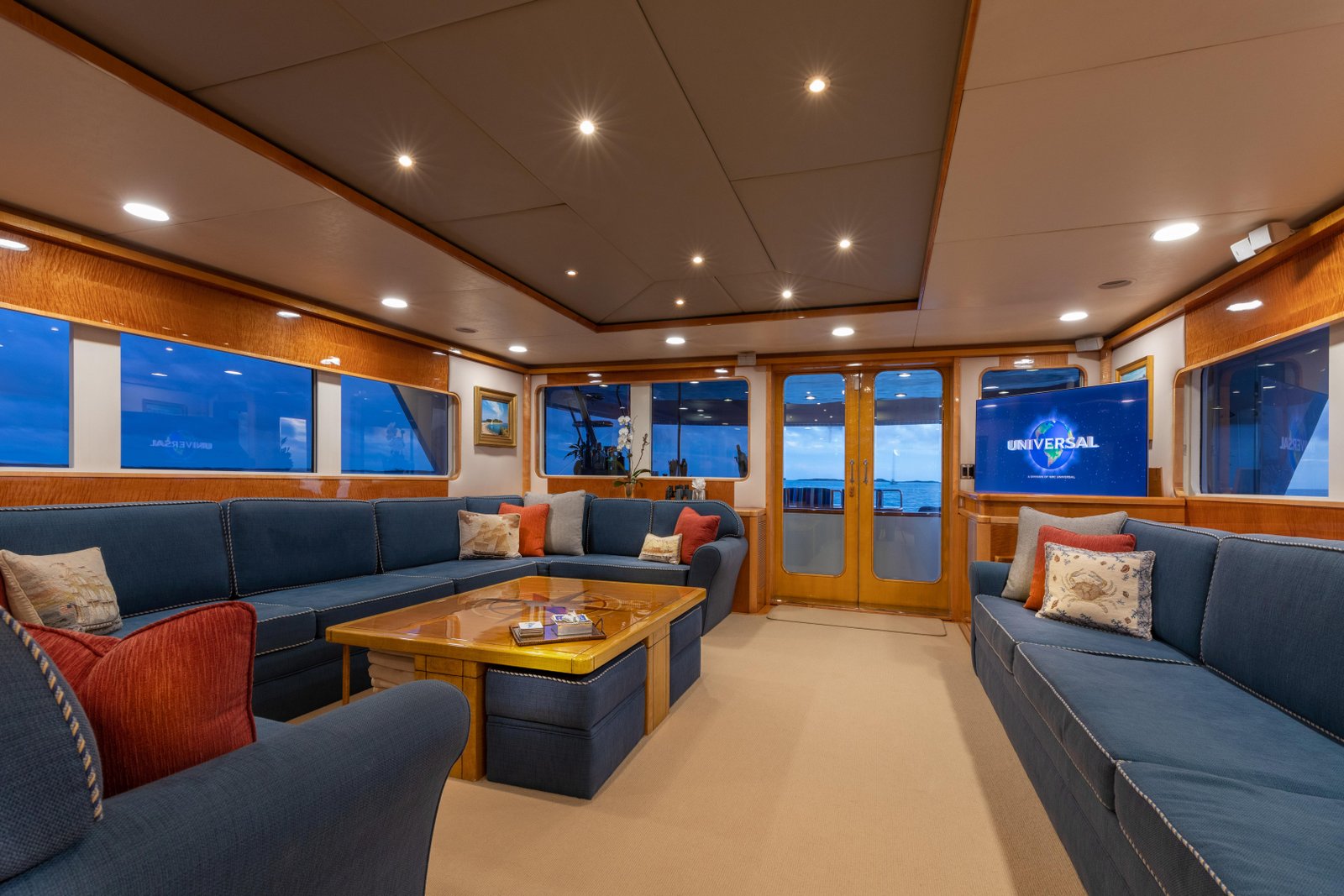 NQEA Motor Yacht 1989 "RENA" - Image 5