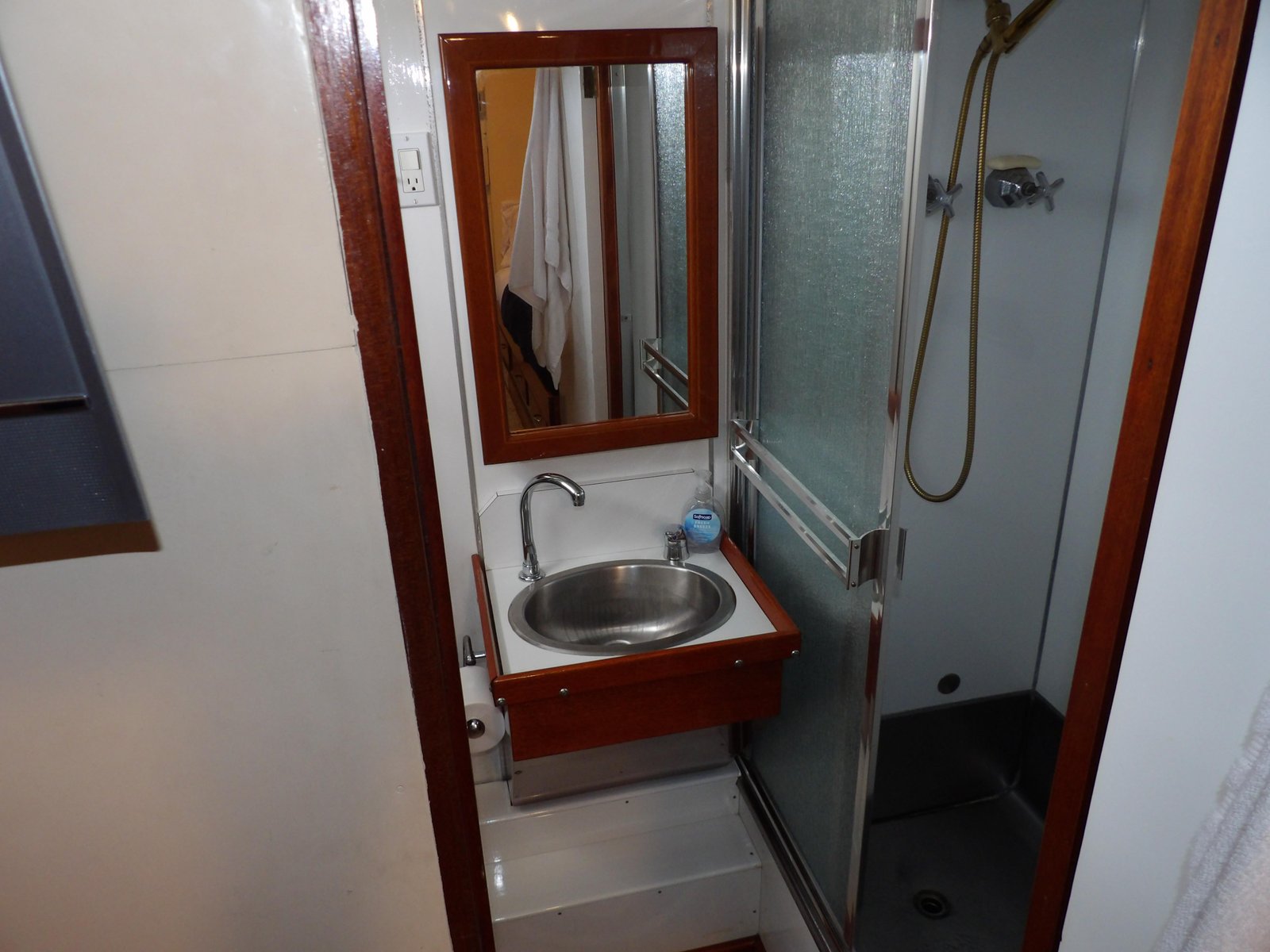 Custom MOTOR YACHT 1944 - Image 21