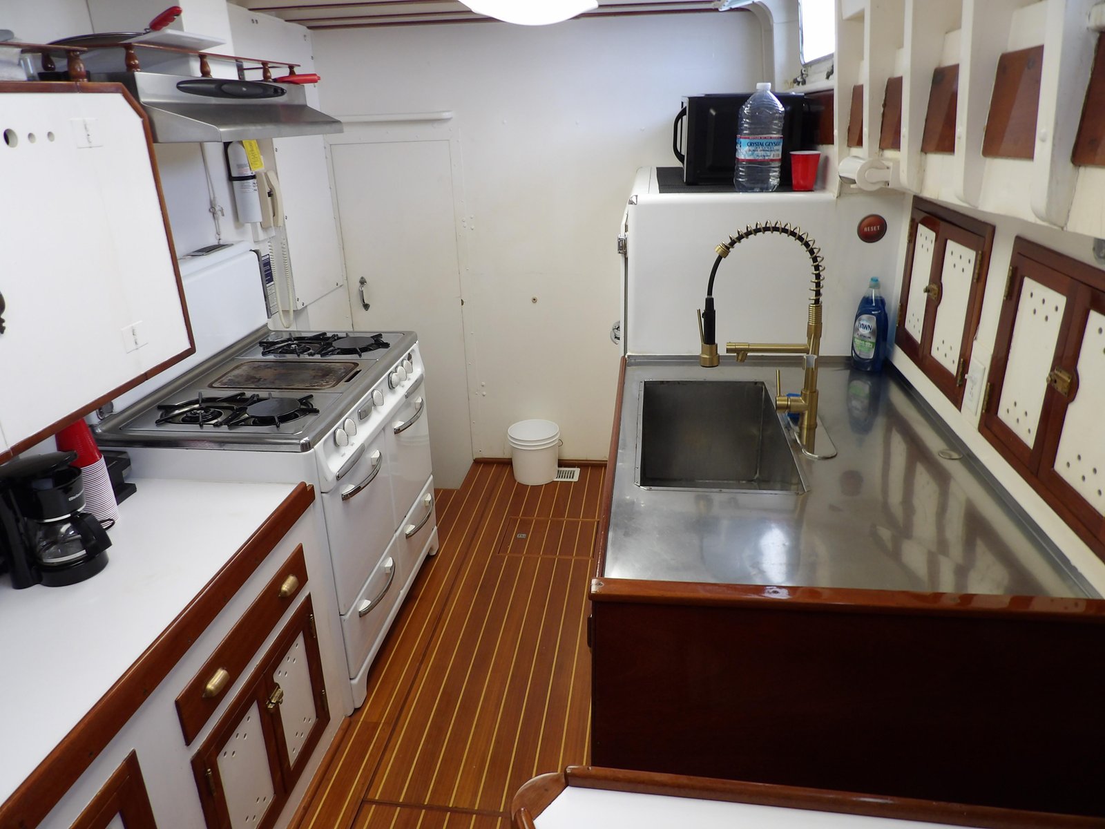 Custom MOTOR YACHT 1944 - Image 23