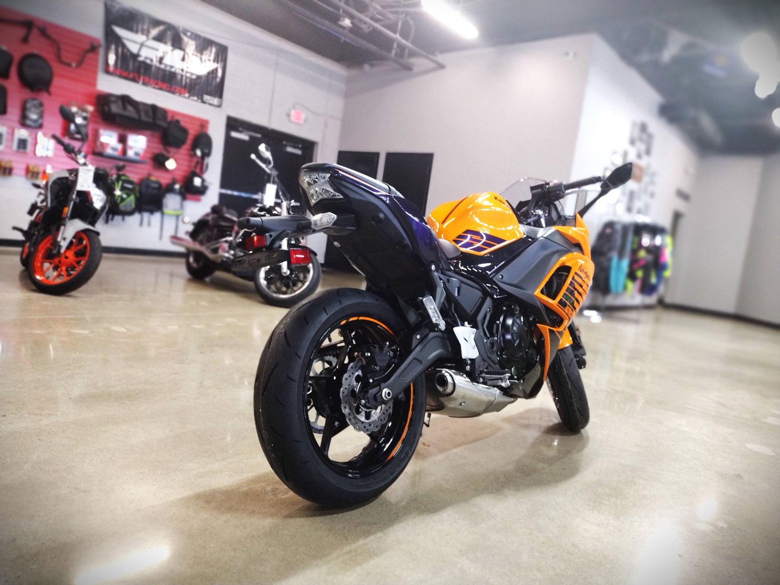 2025 Kawasaki Ninja® 650 ABS - Image 6
