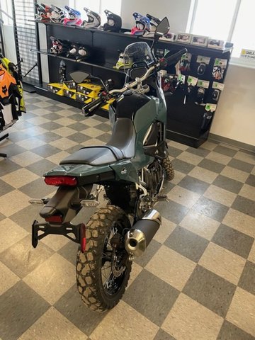 2026 Kawasaki KLE500 SE ABS - Image 4