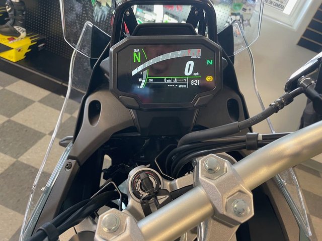 2026 Kawasaki KLE500 SE ABS - Image 6