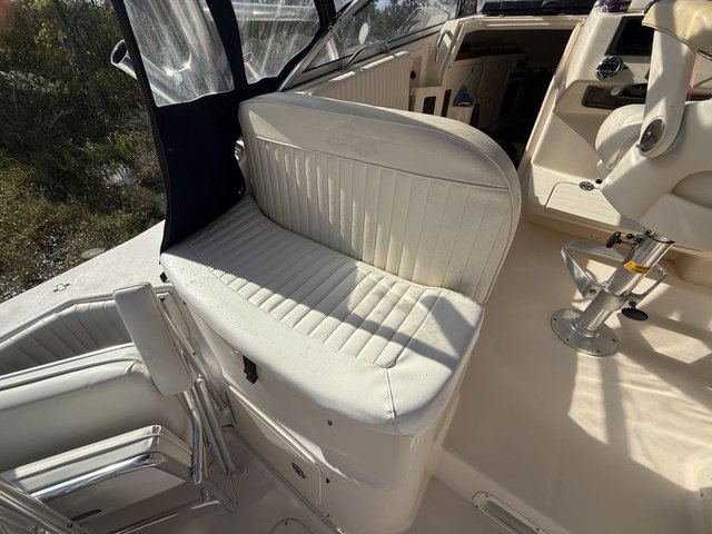 2006 Grady White 330 Express Yamaha x 2 - Image 34
