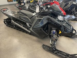 2026 Polaris RMK KHAOS 165 Patriot 9R Gloss Black Blue Dusk 900